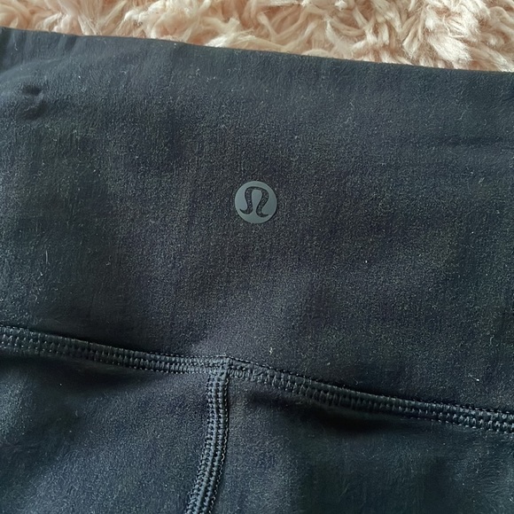Black Lululemon Leggings - Picture 4 of 7